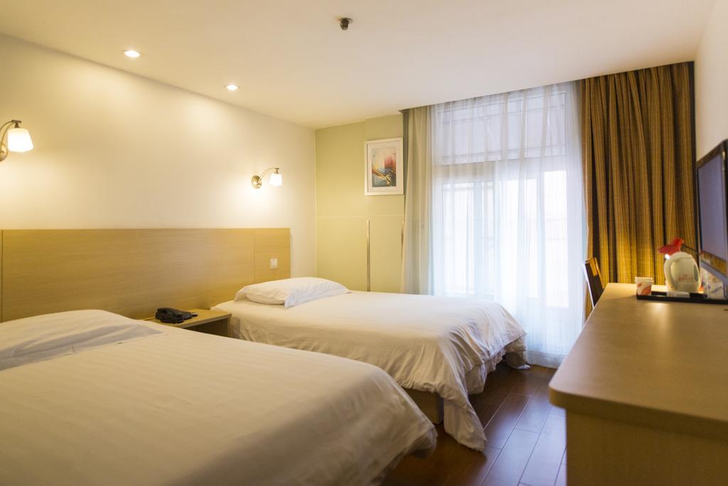 Motel Shanghai Hongqiao Beixinjing Metro Station Tianshan Road Dış mekan fotoğraf