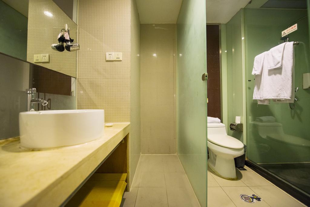 Motel Shanghai Hongqiao Beixinjing Metro Station Tianshan Road Dış mekan fotoğraf