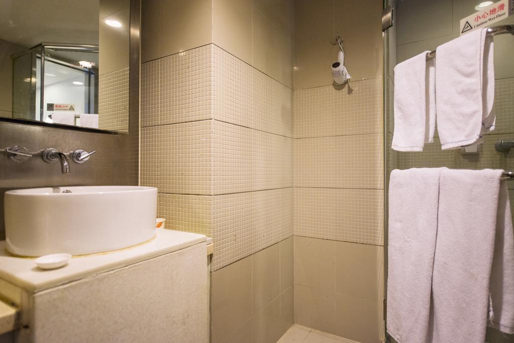 Motel Shanghai Hongqiao Beixinjing Metro Station Tianshan Road Dış mekan fotoğraf