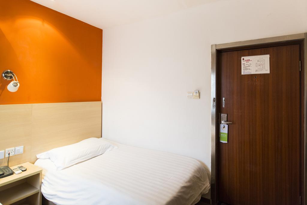 Motel Shanghai Hongqiao Beixinjing Metro Station Tianshan Road Dış mekan fotoğraf